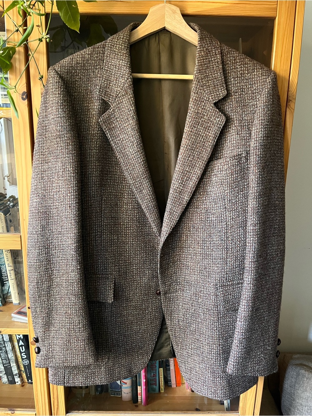 Classic Harris Tweed blazer in 42R